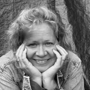 Meet your Posher, Joy